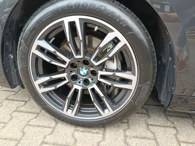 BMW 540