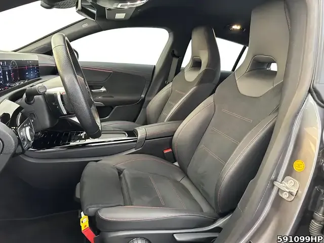 Mercedes-Benz CLA 220