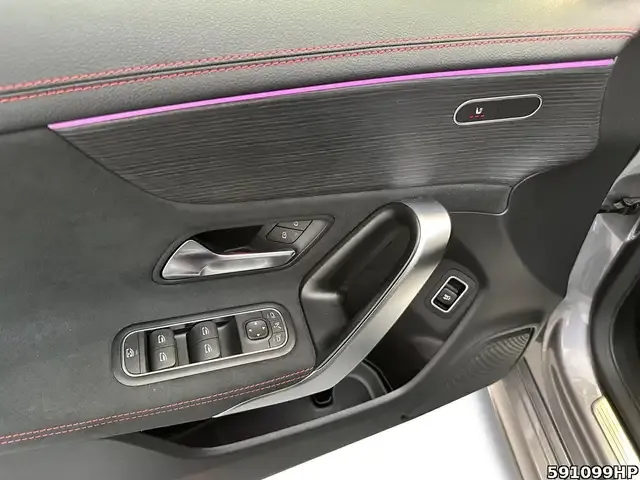 Mercedes-Benz CLA 220