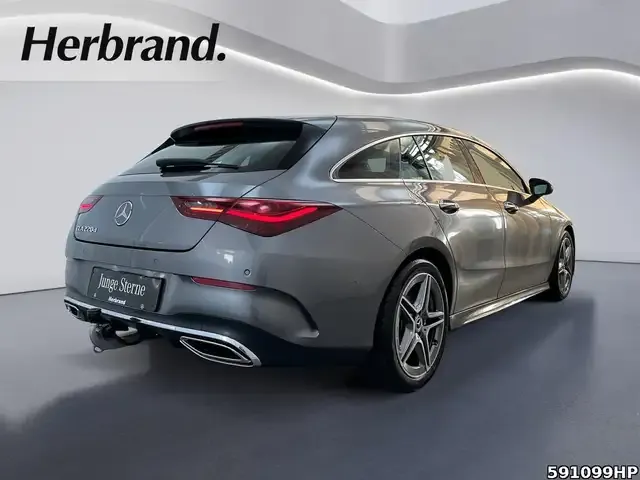 Mercedes-Benz CLA 220