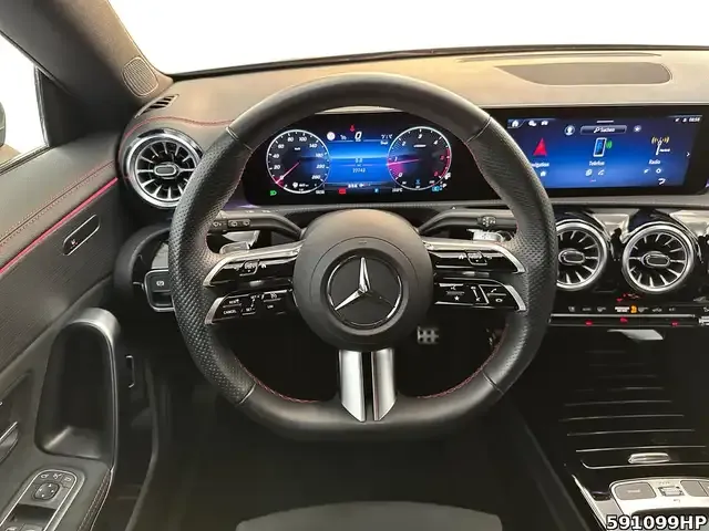 Mercedes-Benz CLA 220