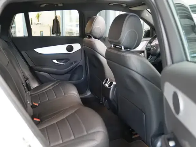 Mercedes-Benz EQC 400