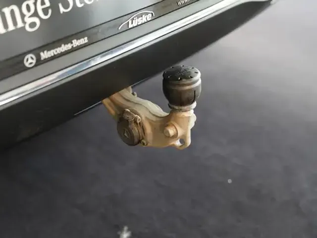 Mercedes-Benz EQC 400