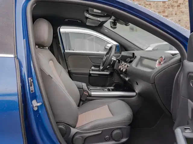 Mercedes-Benz EQA 350