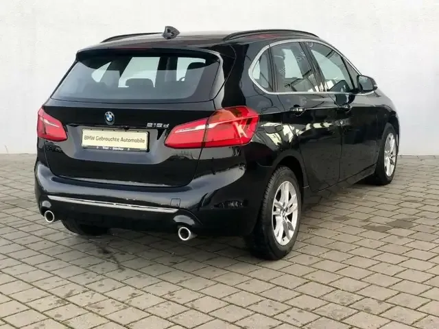 BMW 218