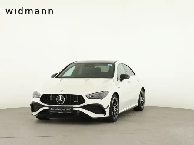 Mercedes-Benz CLA 35 AMG