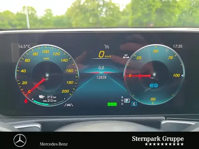 Mercedes-Benz EQB 300
