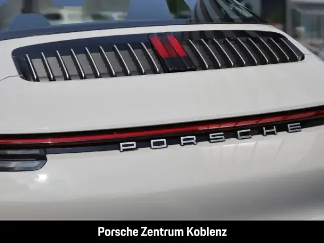 Porsche 992
