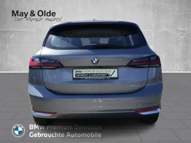 BMW 218