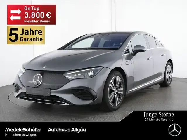 Mercedes-Benz EQE 300