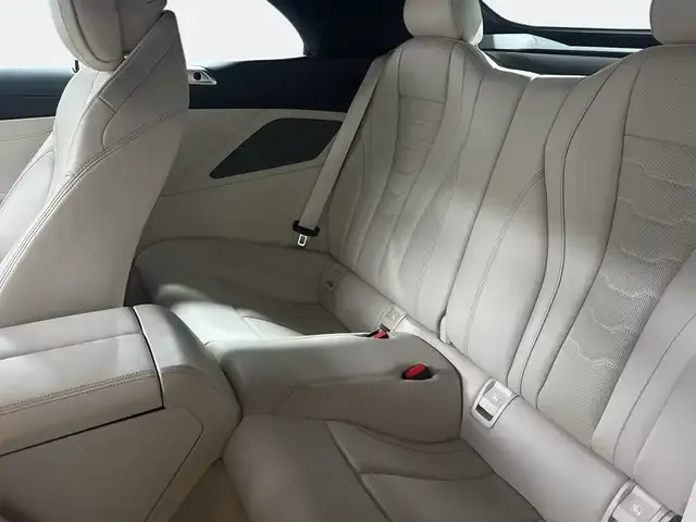 BMW M850