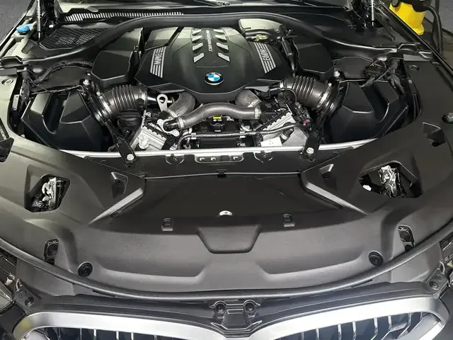 BMW M850