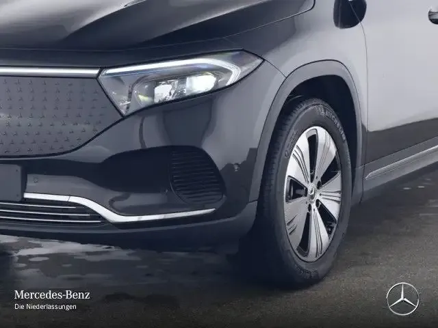 Mercedes-Benz EQA 300