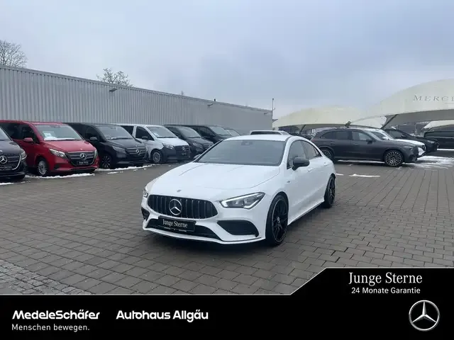 Mercedes-Benz CLA 35 AMG