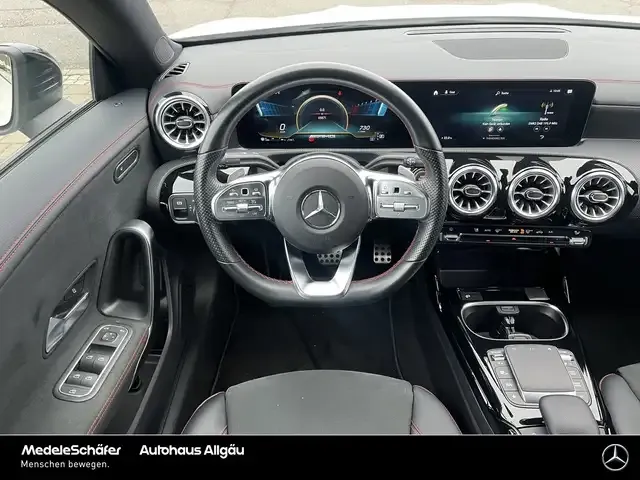 Mercedes-Benz CLA 35 AMG