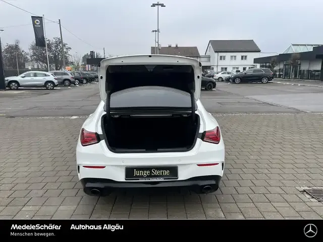 Mercedes-Benz CLA 35 AMG