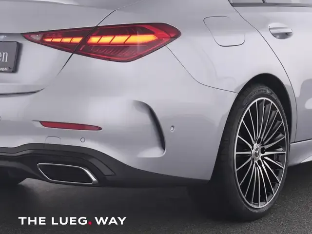 Mercedes-Benz C 180