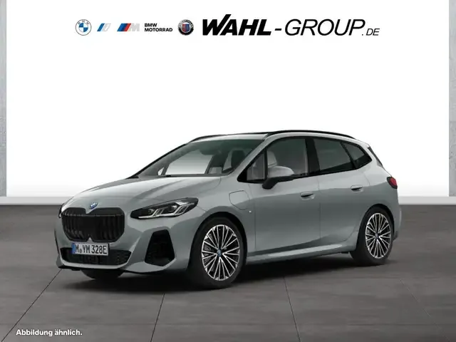 BMW 225
