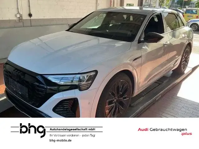 Audi Q8 e-tron