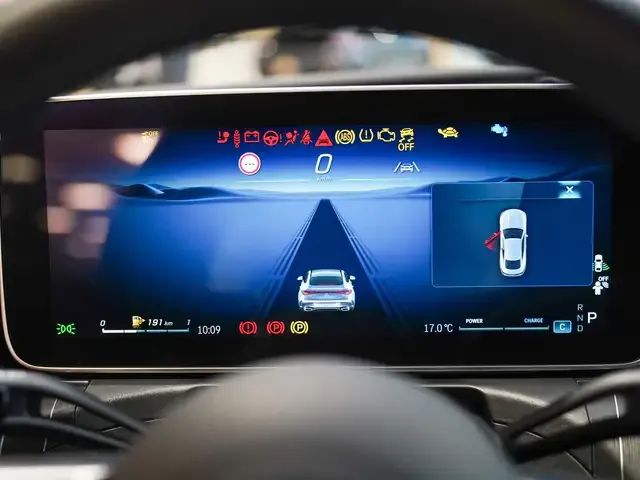 Mercedes-Benz CLE 450