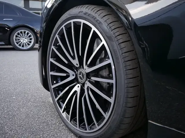 Mercedes-Benz S 500
