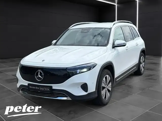 Mercedes-Benz EQB 300