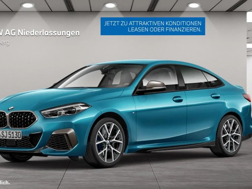 BMW 235