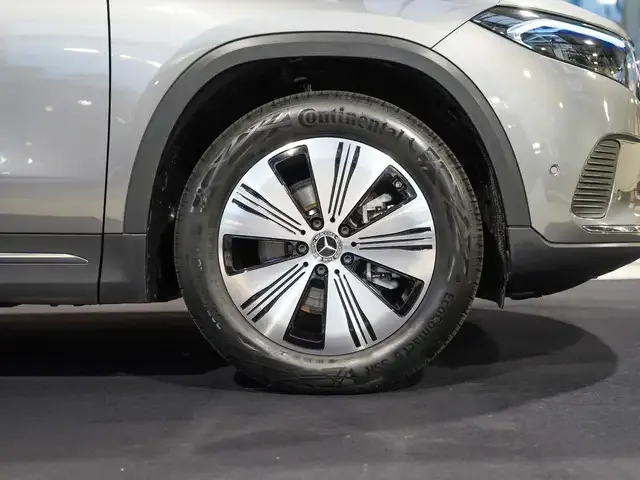 Mercedes-Benz EQA 300