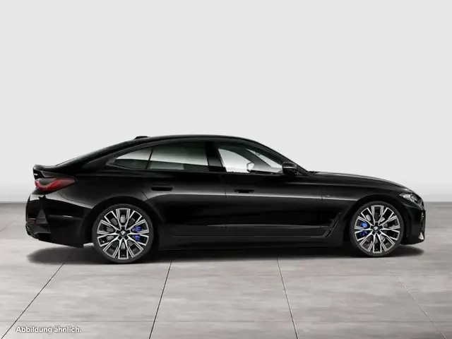 BMW 440