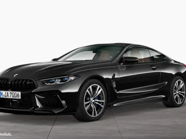 BMW M8