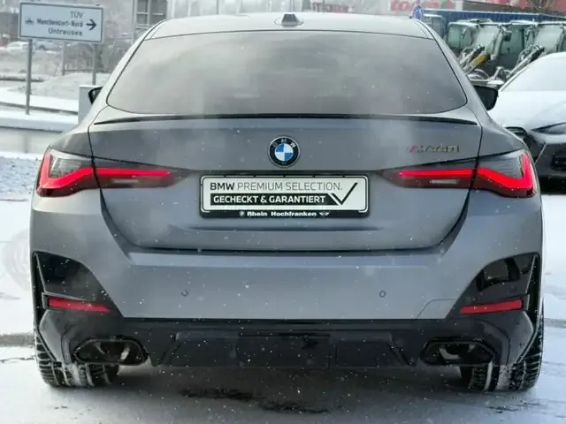 BMW 440