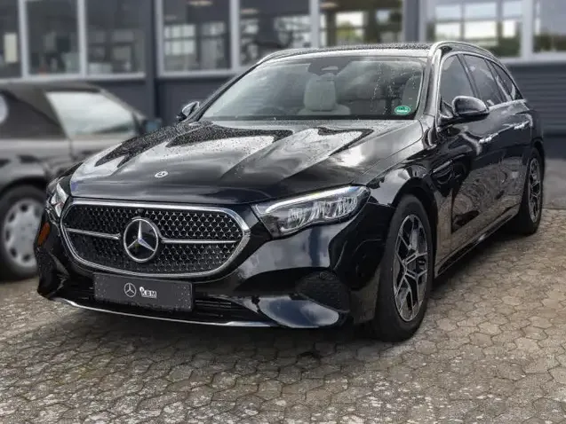 Mercedes-Benz E 220
