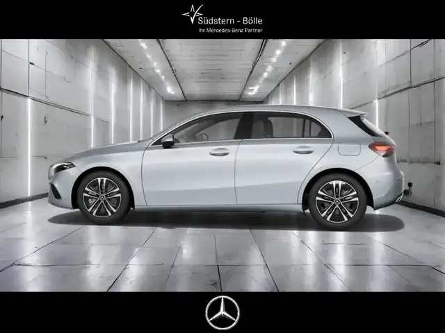 Mercedes-Benz A 220