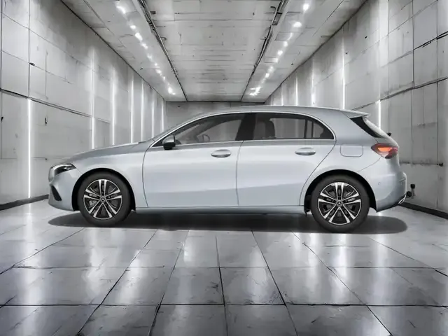 Mercedes-Benz A 220