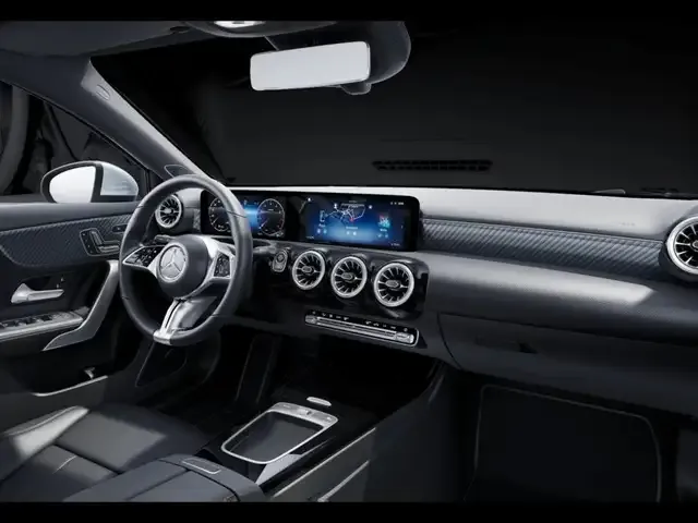 Mercedes-Benz A 220