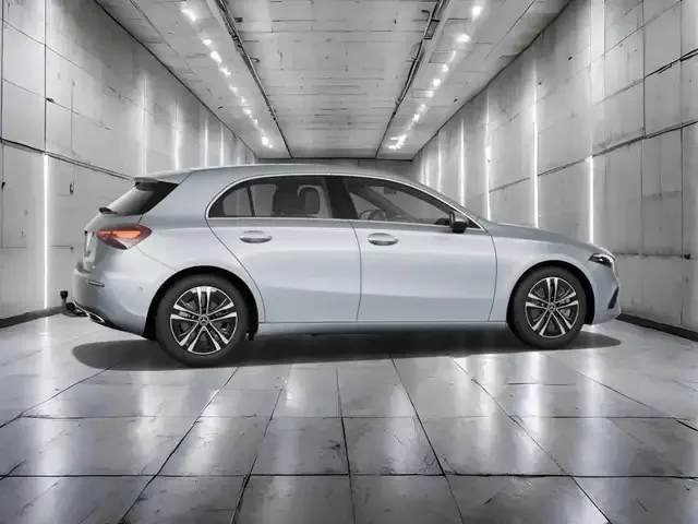 Mercedes-Benz A 220