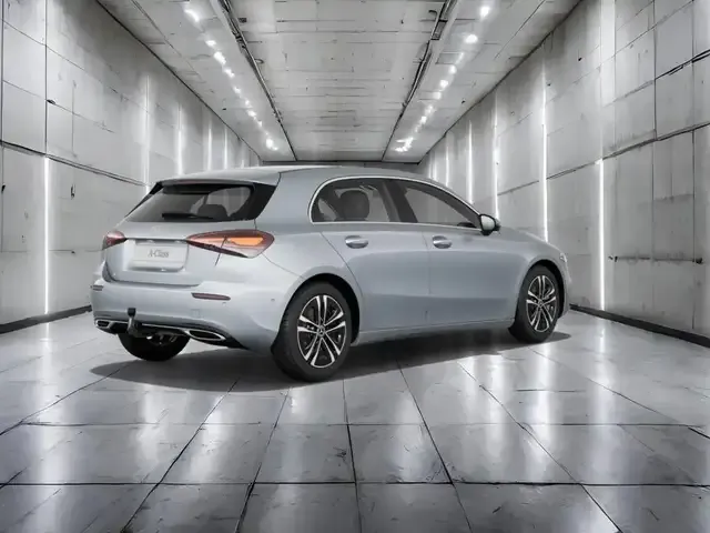 Mercedes-Benz A 220