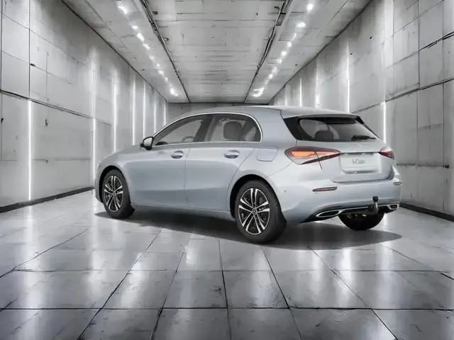 Mercedes-Benz A 220