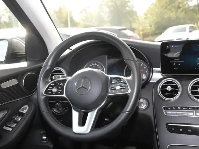 Mercedes-Benz GLC 200