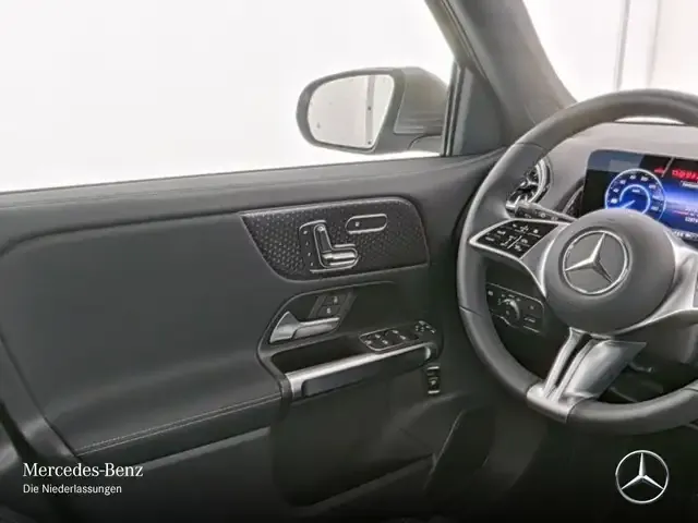 Mercedes-Benz EQB 250