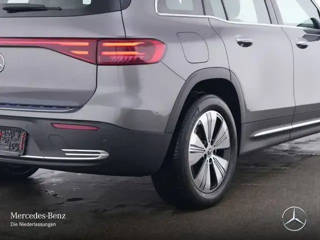 Mercedes-Benz EQB 250