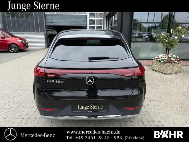 Mercedes-Benz EQE SUV