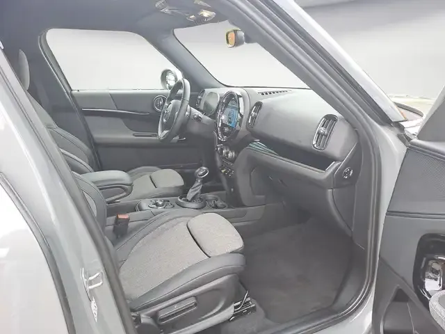 MINI Cooper SE Countryman