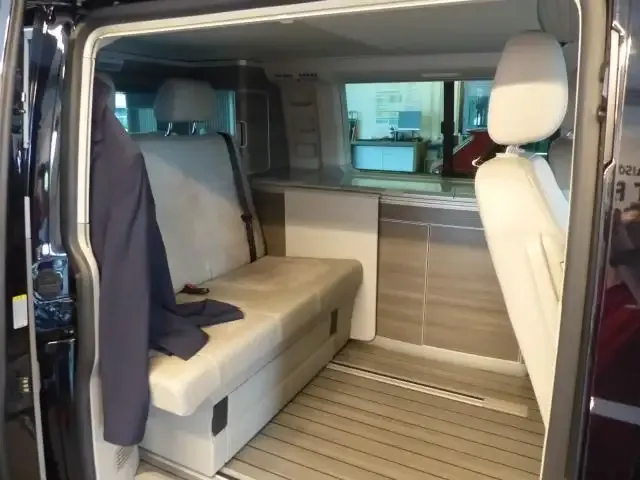 Volkswagen T6 California