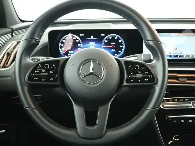 Mercedes-Benz EQC 400