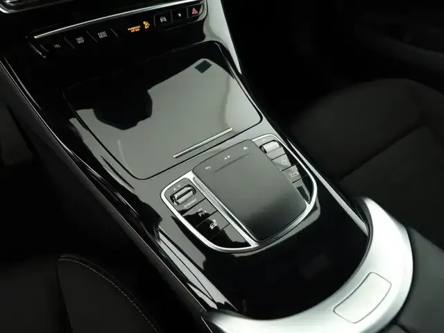 Mercedes-Benz EQC 400