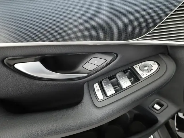 Mercedes-Benz EQC 400