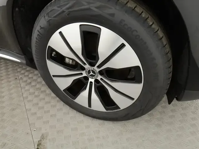 Mercedes-Benz EQC 400