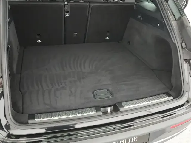 Mercedes-Benz EQC 400