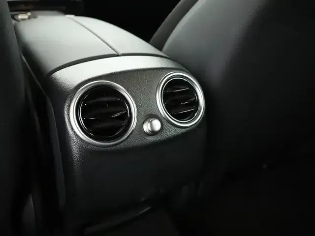 Mercedes-Benz EQC 400